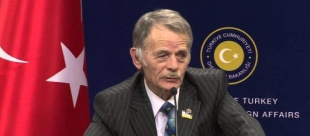 Liderul tatarilor din Crimeea, Mustafa Dzhemilev Liderul tatarilor din Crimeea, Mustafa Dzhemilev