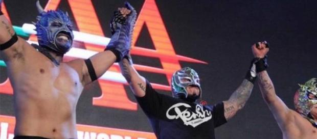 Rey Mysterio regresó a Tijuana Rey Mysterio regresó a Tijuana