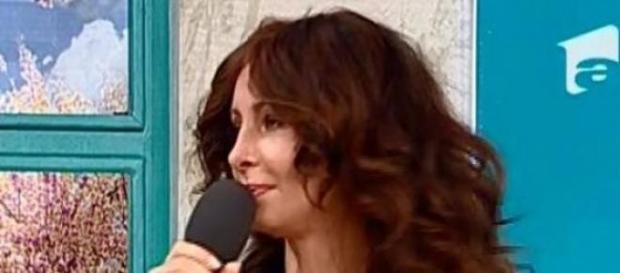 Mihaela Radulescu si secretele frumusetii Mihaela Radulescu si secretele frumusetii