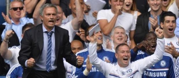 Mourinho com motivos para sorrir na Premier League Mourinho com motivos para sorrir na Premier League