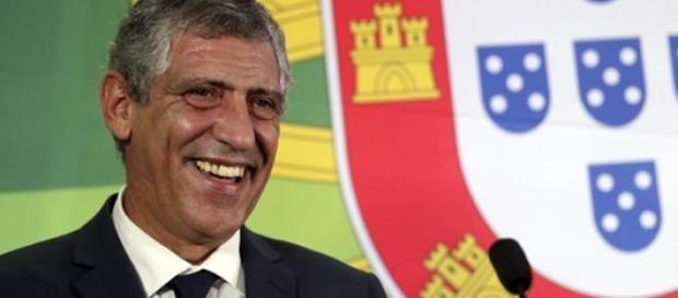 Tas reduz castigo de Fernandos Santos para 2 jogos Tas reduz castigo de Fernandos Santos para 2 jogos