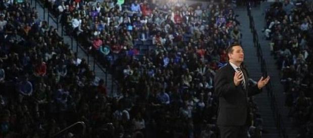 Ted Cruz lançou a candidatura esta segunda-feira. Ted Cruz lançou a candidatura esta segunda-feira.
