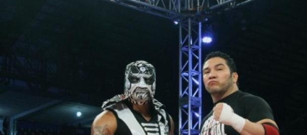 ´Pentagón Jr.´ y el ´Perrito´ en ´Rey de Reyes´. ´Pentagón Jr.´ y el ´Perrito´ en ´Rey de Reyes´.