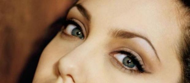 Angelina Jolie, um ícone de sensualidade feminina Angelina Jolie, um ícone de sensualidade feminina