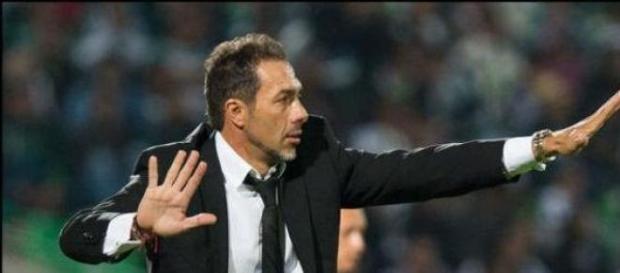 Gustavo Matosas sigue manejando el Ferrari Gustavo Matosas sigue manejando el Ferrari