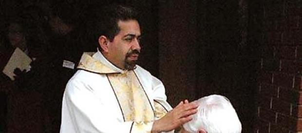 Héctor Gonzáles Coria, pederasta desterrado de EU. Héctor Gonzáles Coria, pederasta desterrado de EU.