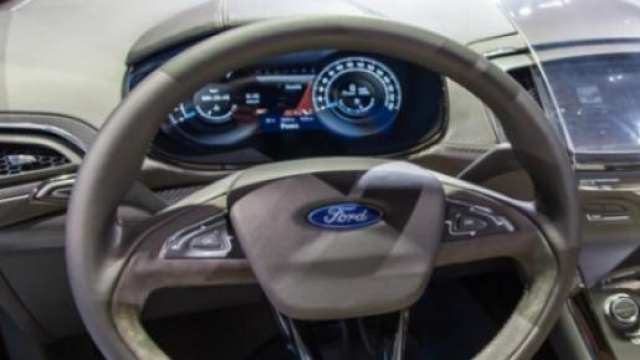 Gli interni di una Ford S-Max