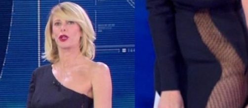 Alessia Marcuzzi con un look molto sensuale