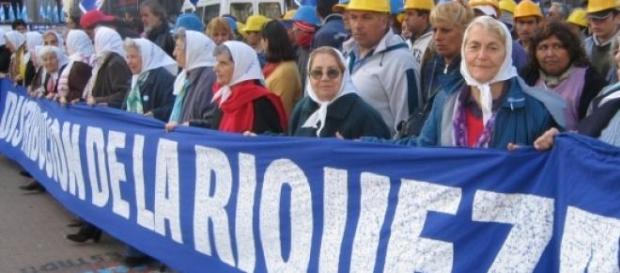 Asociación Madres de Plaza de Mayo Asociación Madres de Plaza de Mayo