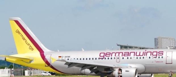 Avión de la compañía Germanwings Avión de la compañía Germanwings