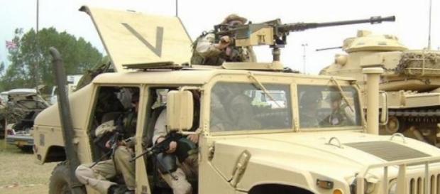 Humvee, vehicol blindat american Humvee, vehicol blindat american