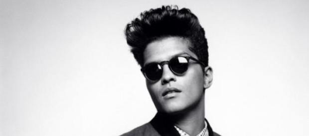 Voldemort no se resiste al ritmo de Bruno Mars Voldemort no se resiste al ritmo de Bruno Mars