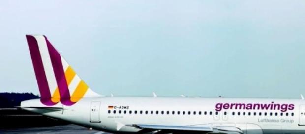 volo germanwings, ecco le ipotesi del disastro volo germanwings, ecco le ipotesi del disastro