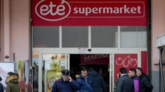 Rapina al supermercato Et&eacute; di Ottaviano