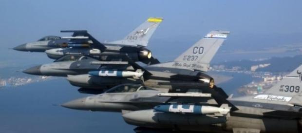 Avioane de vânătoare F-16 Avioane de vânătoare F-16