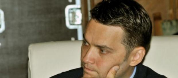 Dan Sova este un roman hartuit Dan Sova este un roman hartuit