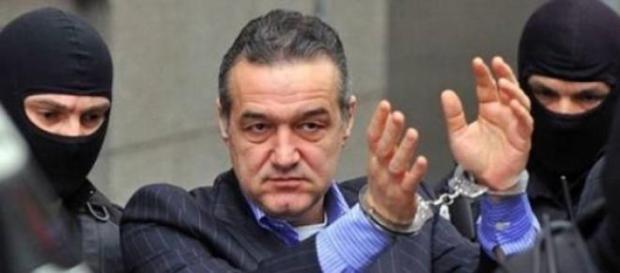 Minune înfăptuită de Gigi Becali Minune înfăptuită de Gigi Becali