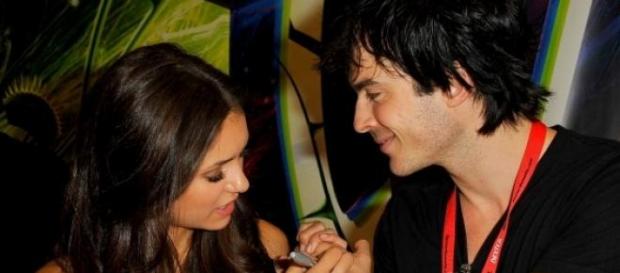 Nina Dobrev con Ian Somerhalder Nina Dobrev con Ian Somerhalder