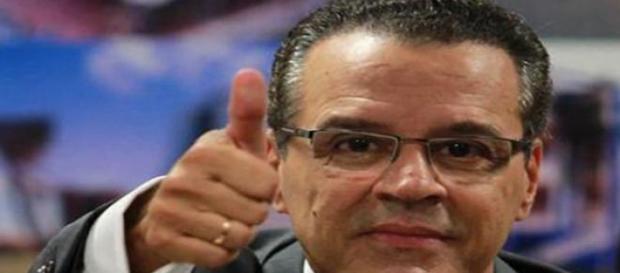 Eduardo Alves espera aprovação do PMDB Eduardo Alves espera aprovação do PMDB