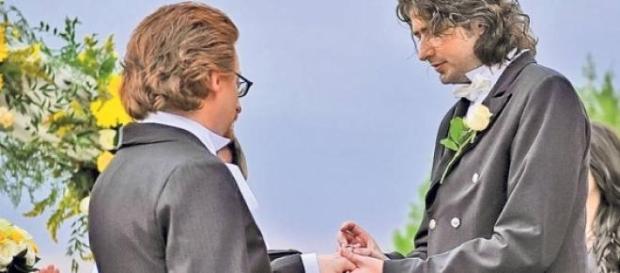 Legalizarea casatoriei intre homosexuali Legalizarea casatoriei intre homosexuali