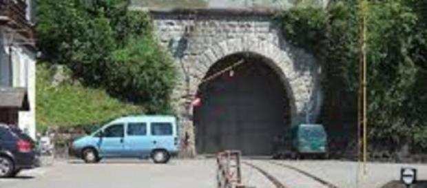 Túnel de comboio é abrigo nuclear Túnel de comboio é abrigo nuclear