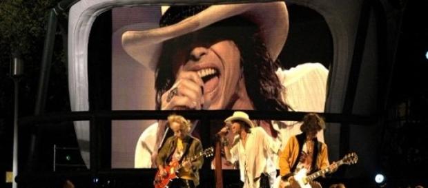Aerosmith se formó en la ciudad de Boston, en 1970 Aerosmith se formó en la ciudad de Boston, en 1970