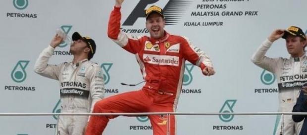 Le podium à Sepang du GP de F1 Le podium à Sepang du GP de F1