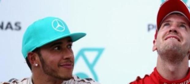 Vettel recorta distâncias para campeão Hamilton Vettel recorta distâncias para campeão Hamilton