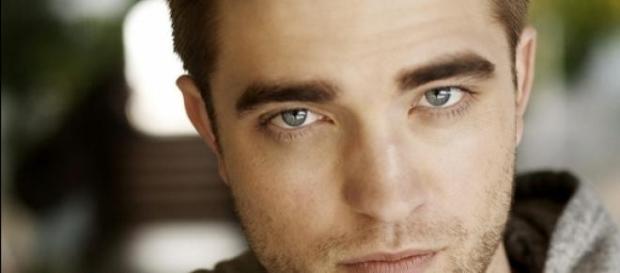 Pattinson se niega a hacer declaraciones Pattinson se niega a hacer declaraciones