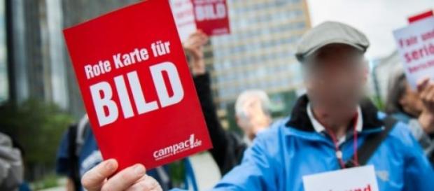 Foto einer früheren Demonstration gegen die BILD. Foto einer früheren Demonstration gegen die BILD.