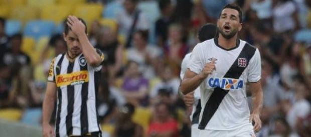 Gilberto comemora o gol de empate do Vasco Gilberto comemora o gol de empate do Vasco