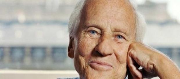 Jean d'Ormesson sera à Vichy le 11 avril à 18h30. Jean d'Ormesson sera à Vichy le 11 avril à 18h30.