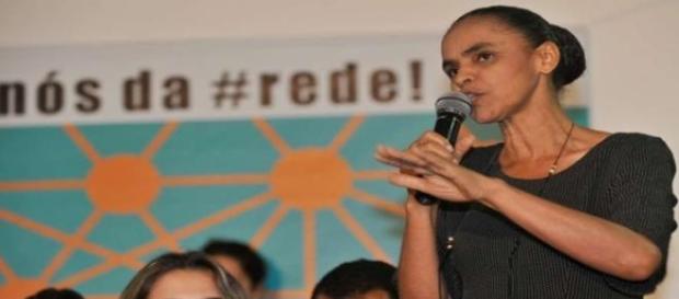 Marina seguirá no PSB até oficialização Marina seguirá no PSB até oficialização