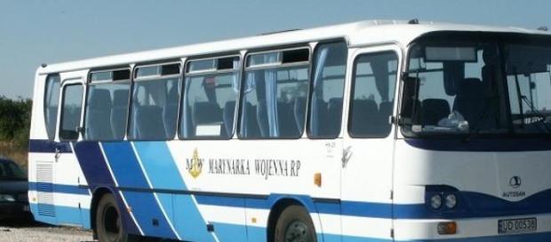 Stare autokary często nie mają pasów dla pasażerów Stare autokary często nie mają pasów dla pasażerów