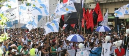 La juventud argentina movilizada en las calles