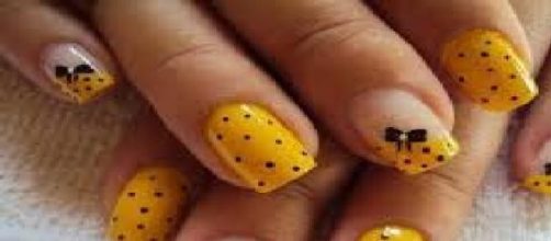 Nuove nail art, il giallo, Pasqua 2015