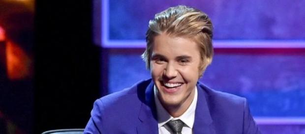 As piadas foram duras mas Justin saiu ileso. As piadas foram duras mas Justin saiu ileso.