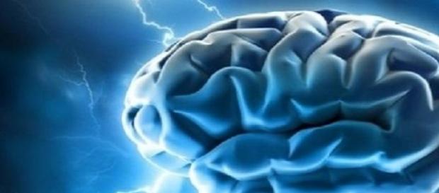 Explosion im Kopf: Das Exploding Head Syndrom. Explosion im Kopf: Das Exploding Head Syndrom.