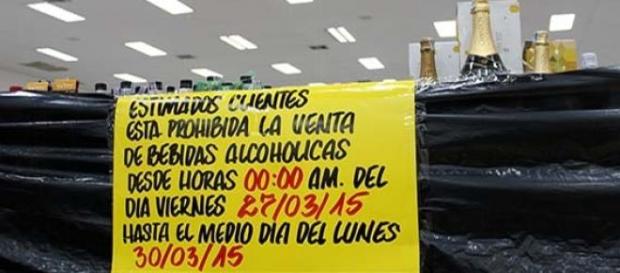 Imagen de una tienda en la que no se vende bebida Imagen de una tienda en la que no se vende bebida