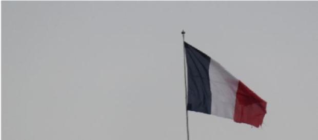 Paris ist eine der schönsten Städte der Welt. Paris ist eine der schönsten Städte der Welt.