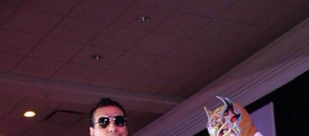 Alberto del Río, ¨Myzteziz¨ y ¨Rey Mysterio¨. Alberto del Río, ¨Myzteziz¨ y ¨Rey Mysterio¨.