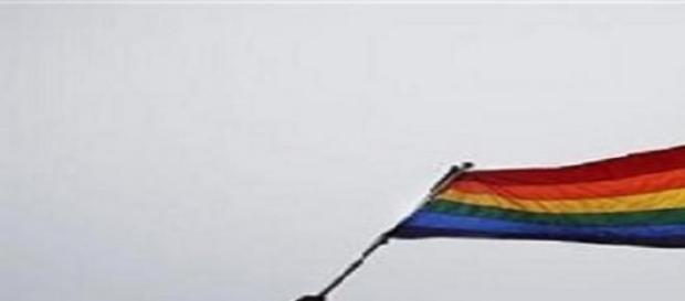 Bandera del orgullo LGTB al aire. Bandera del orgullo LGTB al aire.