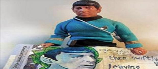 Billete de cinco dólares con la cara de Spock Billete de cinco dólares con la cara de Spock
