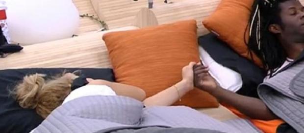 ¿Próximo romance entre Chari y Coman en GHVIP? ¿Próximo romance entre Chari y Coman en GHVIP?