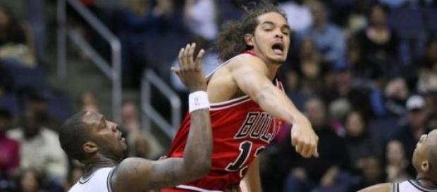 Joakin Noah aux couleurs des Chicago Bulls Joakin Noah aux couleurs des Chicago Bulls