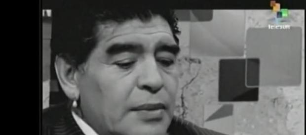 Maradona en 'De Zurda' evidencia cambios estéticos Maradona en 'De Zurda' evidencia cambios estéticos