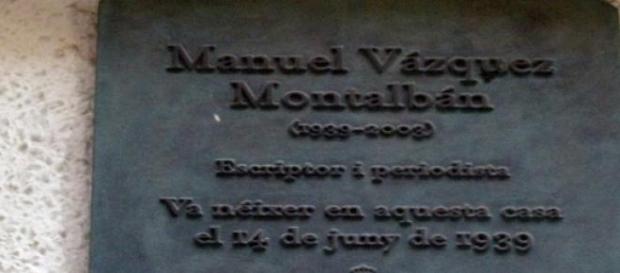 Placa conmemorativa donde nació Vázquez Montalbán Placa conmemorativa donde nació Vázquez Montalbán