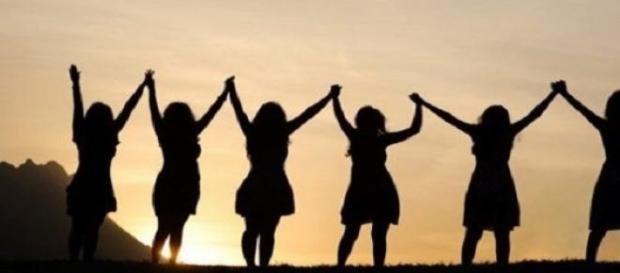 El lema de este año “Empoderando a las Mujeres" El lema de este año “Empoderando a las Mujeres"