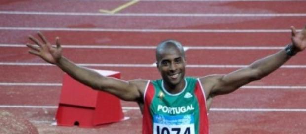 Évora é o favorito ao ouro no triplo salto Évora é o favorito ao ouro no triplo salto