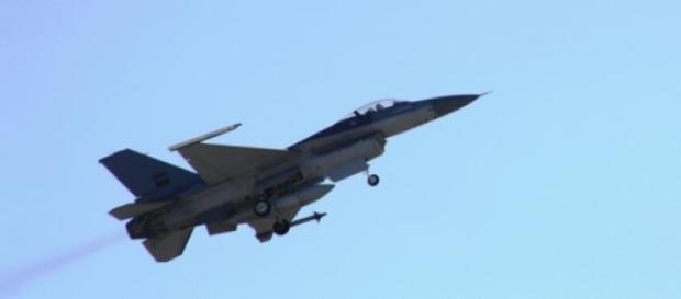 F-16 portugueses em operações no âmbito da NATO. F-16 portugueses em operações no âmbito da NATO.